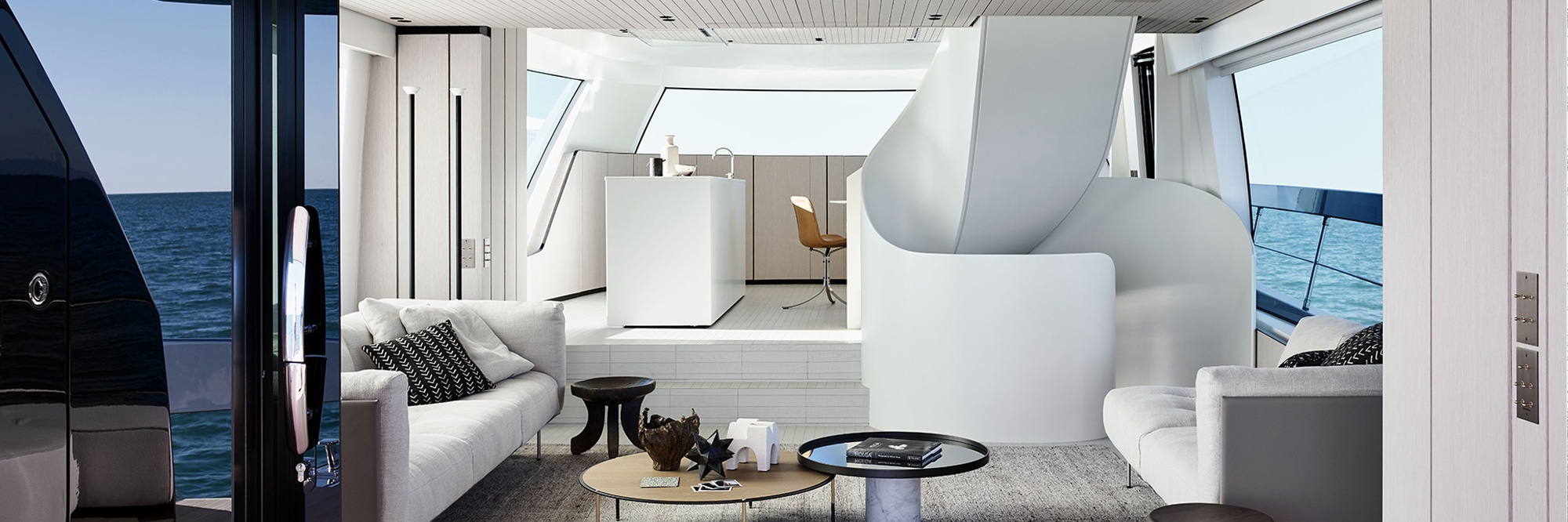 interior bernard arnault yacht